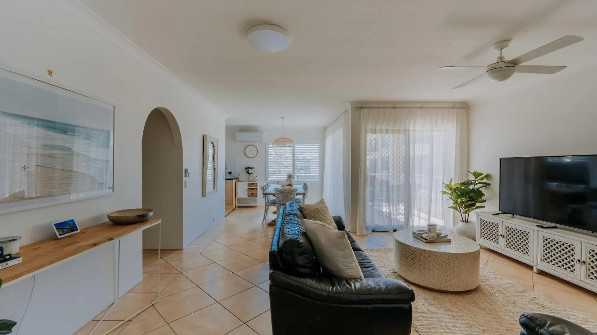 Bilinga Breeze 7 Apartment Gold Coast Australia